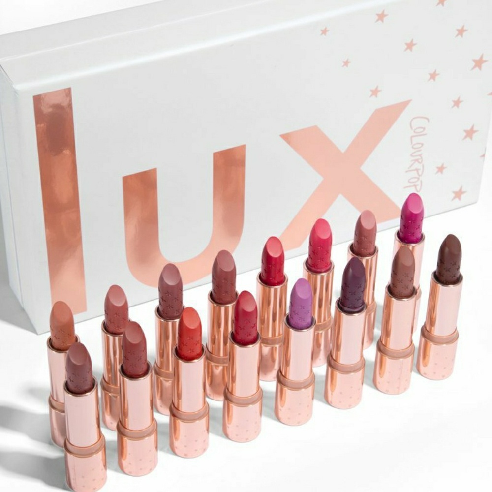 Not for sale looking for blur lux lipstick box set